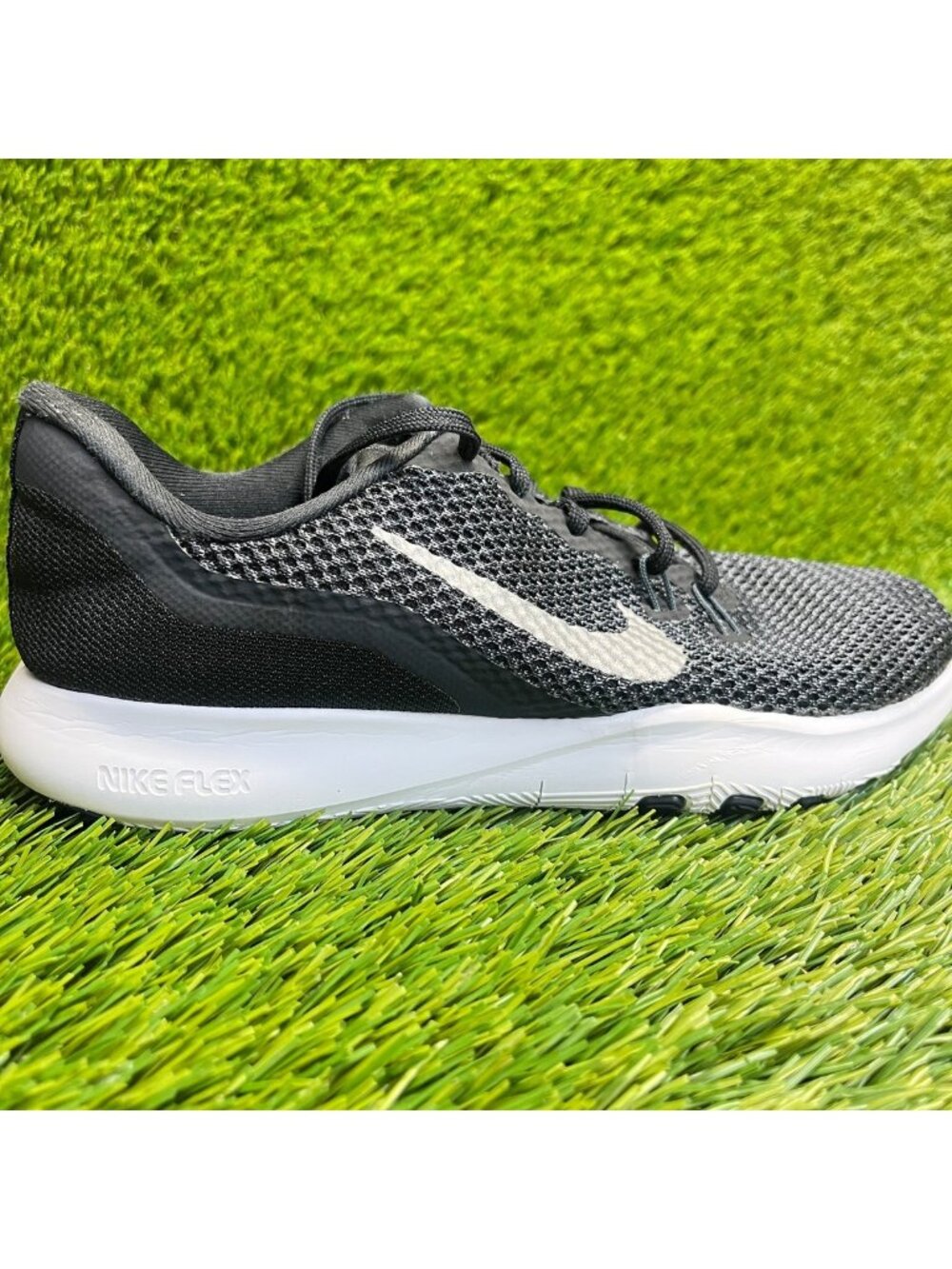 Nike Flex TR 7 Womens Size 5 Black White Running Training Lace Up Shoes Sneakers